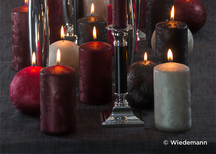 Besondere Kerzenoberflächen „Eiseffekt“ von Wiedemann Kerzen